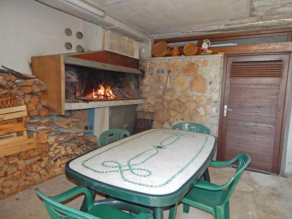 Villa Maristika Omiš Eksteriør billede